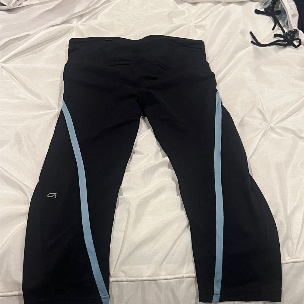 Set of 3 Women’s Workout Pants size XS - Picture 10 of 16